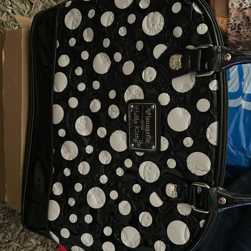 Hello Kitty purse
